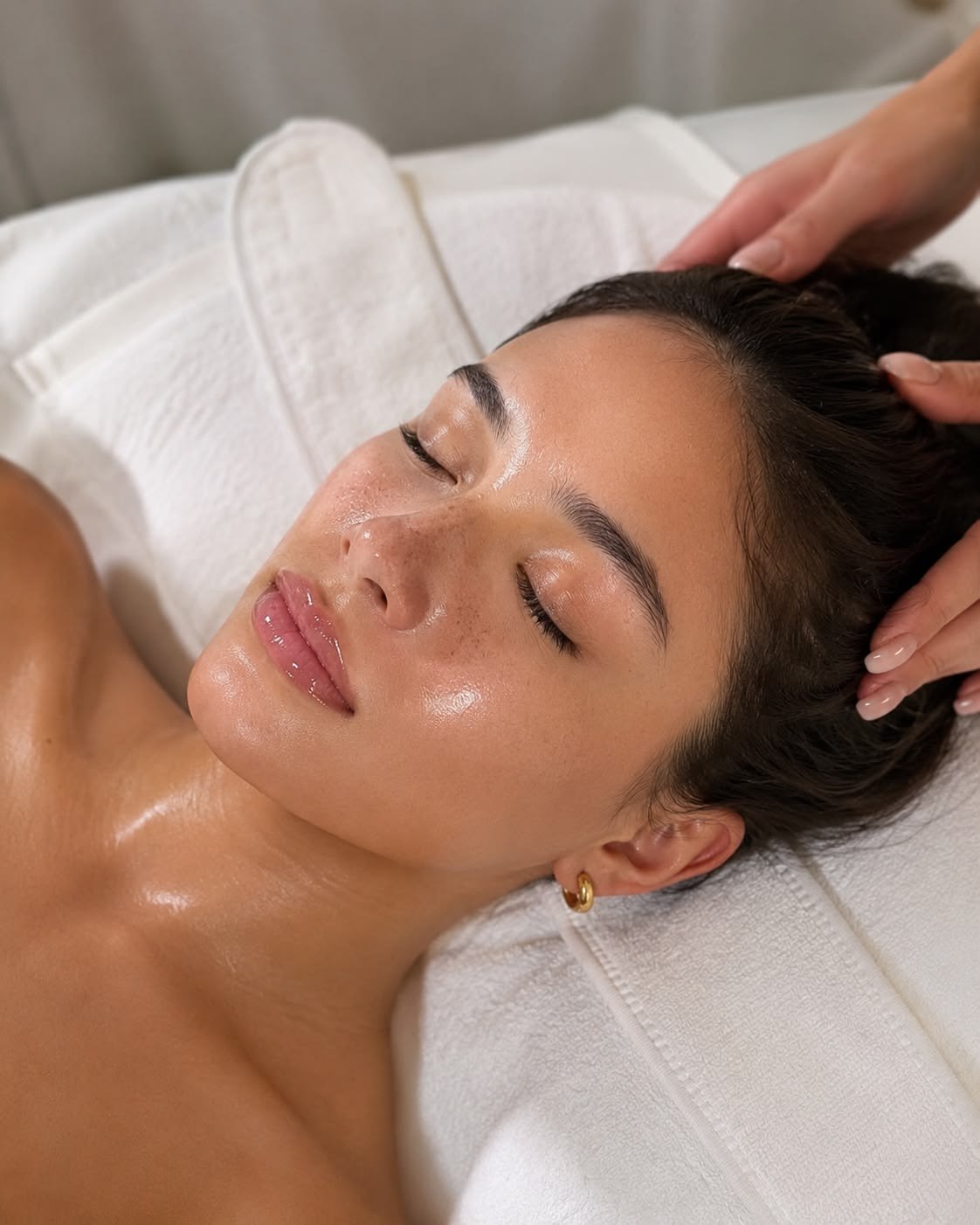 Relax & Rewind facial at Motee Aesthetics